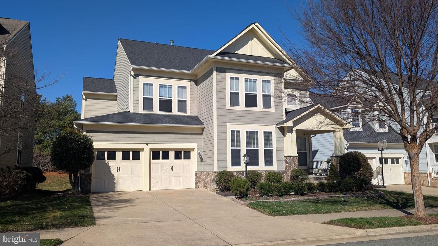 Property Photo: 1108 Pickett Street VA 22401