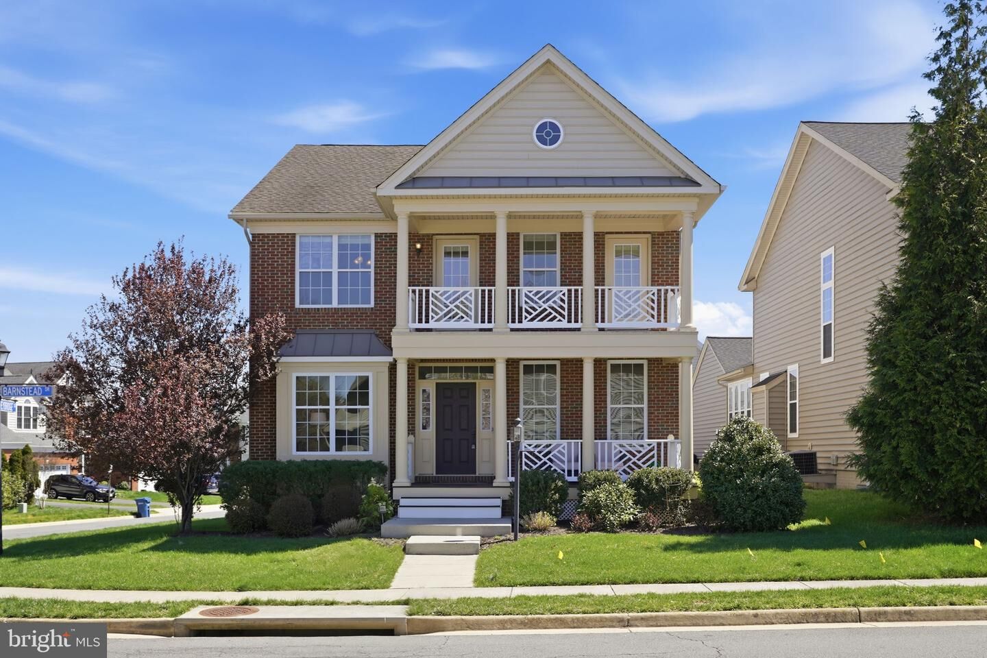 Property Photo:  22951 Weybridge Square  VA 20148 
