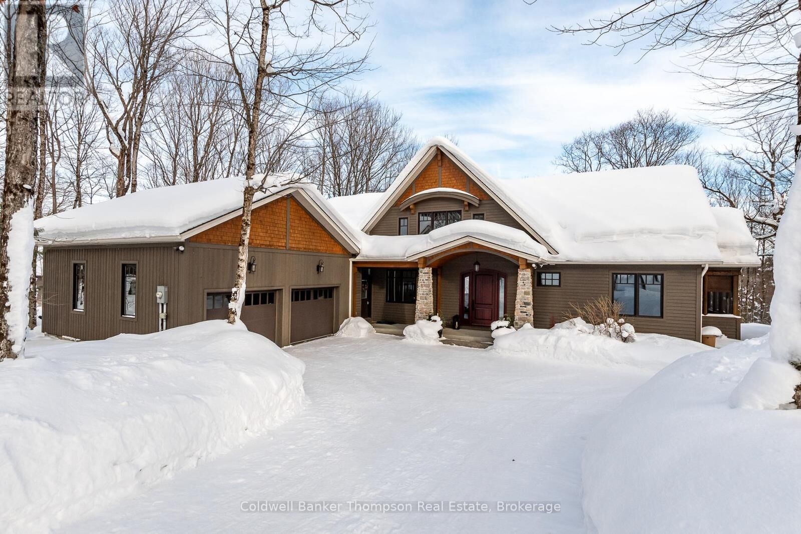 Property Photo: 11 Forest Hill Lane ON P1H 2N5