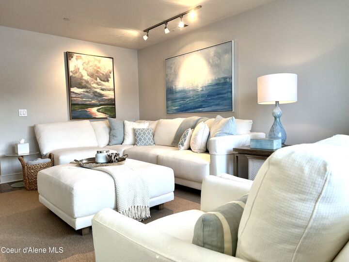 Property Photo:  4797 S Arrow Point Dr D105  ID 83833 