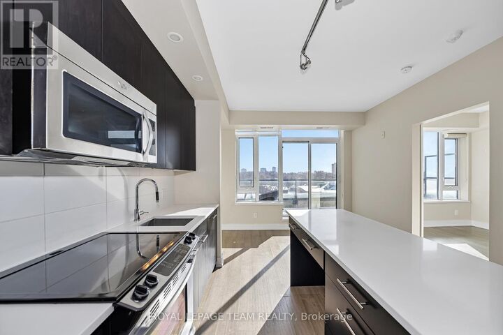 Property Photo:  360 Patricia Avenue 717  ON K1Z 0A8 