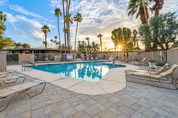 Property Photo:  42320 Baracoa Drive 14  CA 92203 