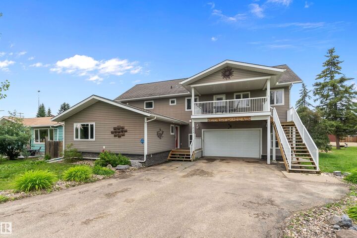 Property Photo: 513 2nd Avenue AB T0C 1X0