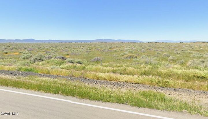 Property Photo:  7000 W Avenue C  CA 93536 