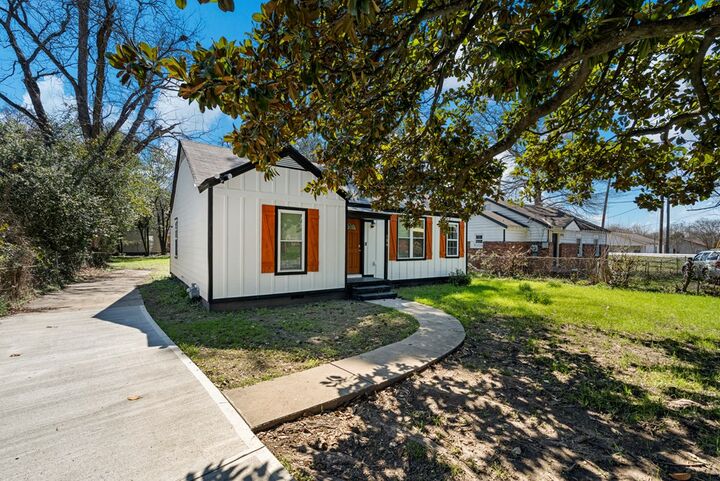 Property Photo:  184 30th Avenue  GA 31903 