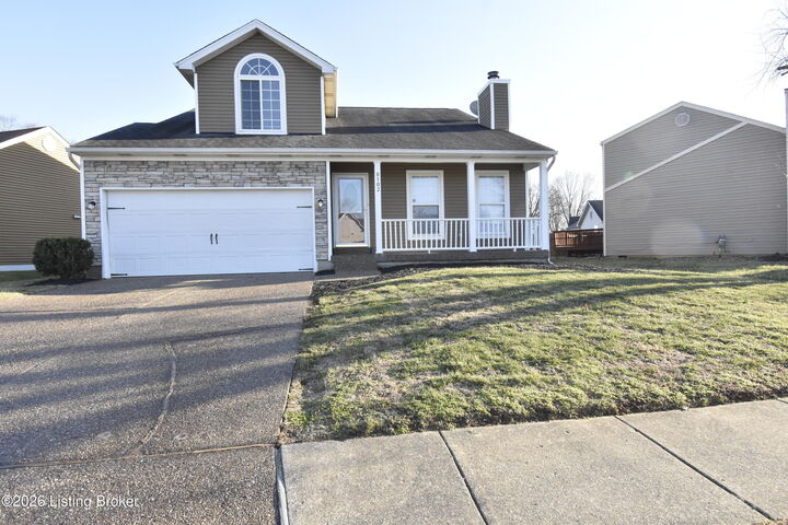 Property Photo:  8102 Village Point Dr  KY 40291 
