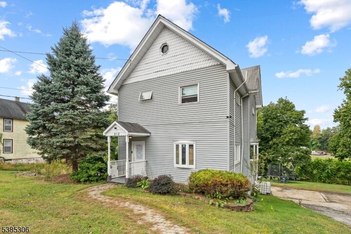 Property Photo:  212 Route 23  NJ 07419 