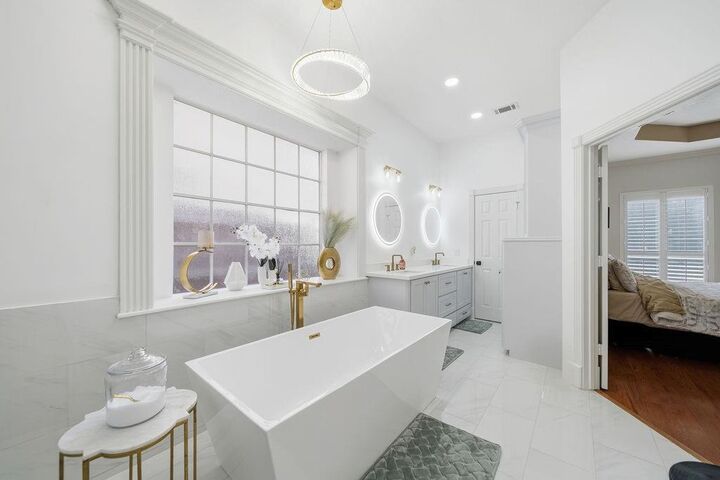 Property Photo: 5811 Desert Oak Way TX 77379