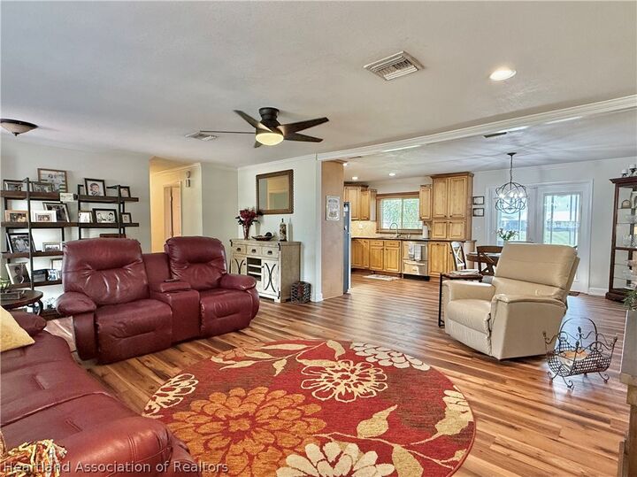 Property Photo:  233 Greensview Drive  FL 33825 