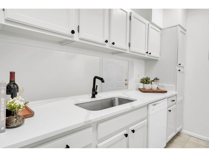 Property Photo:  7411 Spy Glass Ct  CO 80301 