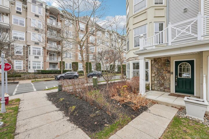 Property Photo:  2 Leeward Drive  NY 10927 