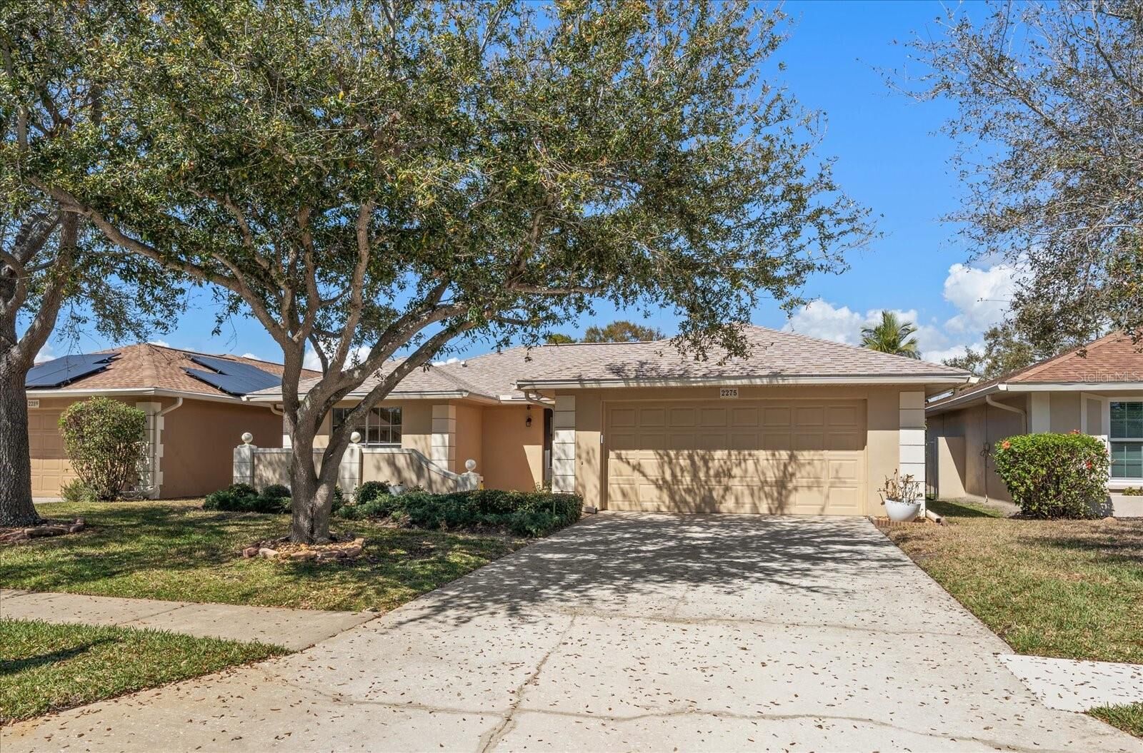 Property Photo:  2275 Kingfisher Lane  FL 33762 