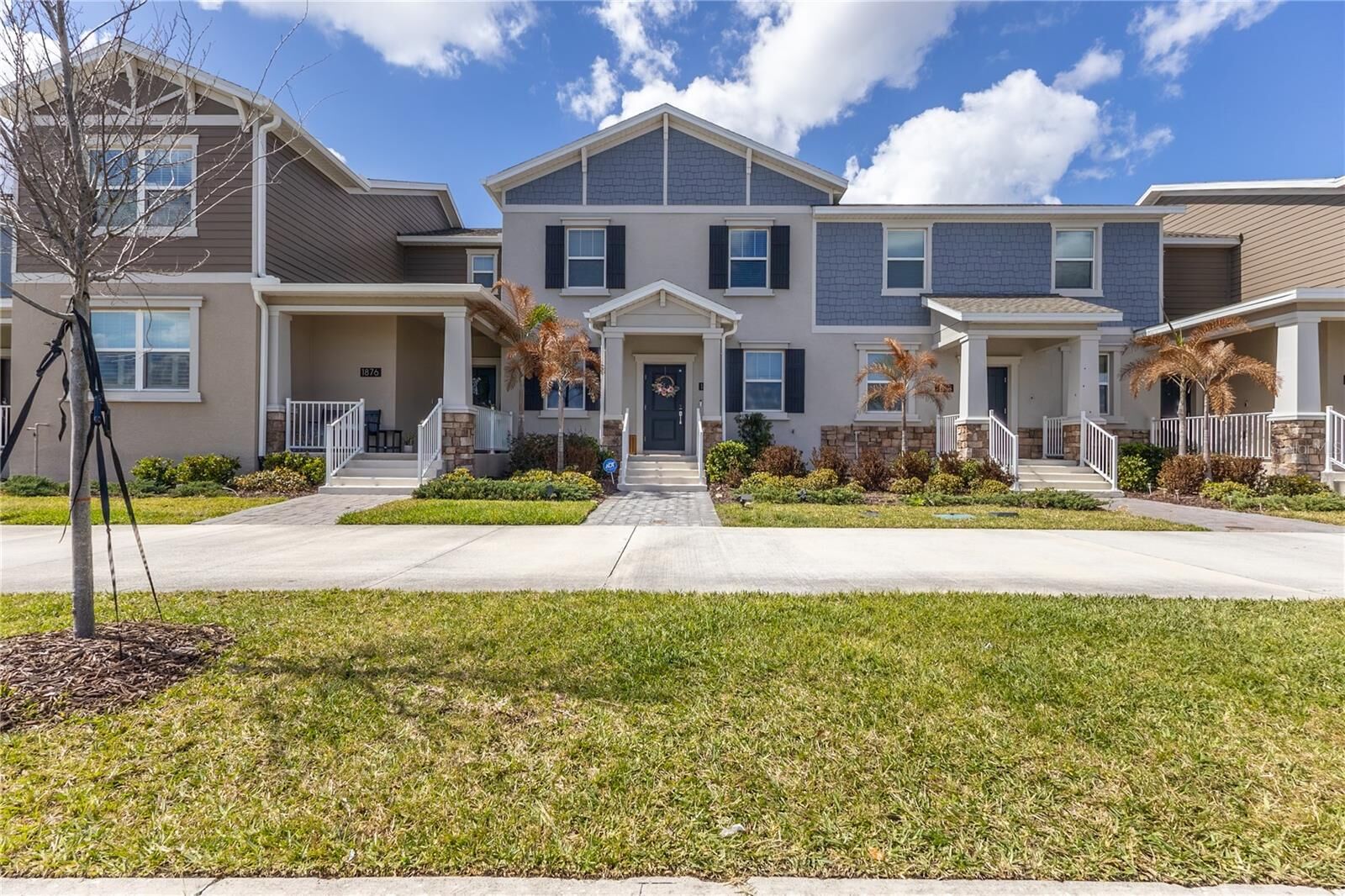 Property Photo: 1872 Tohoqua Boulevard FL 34744