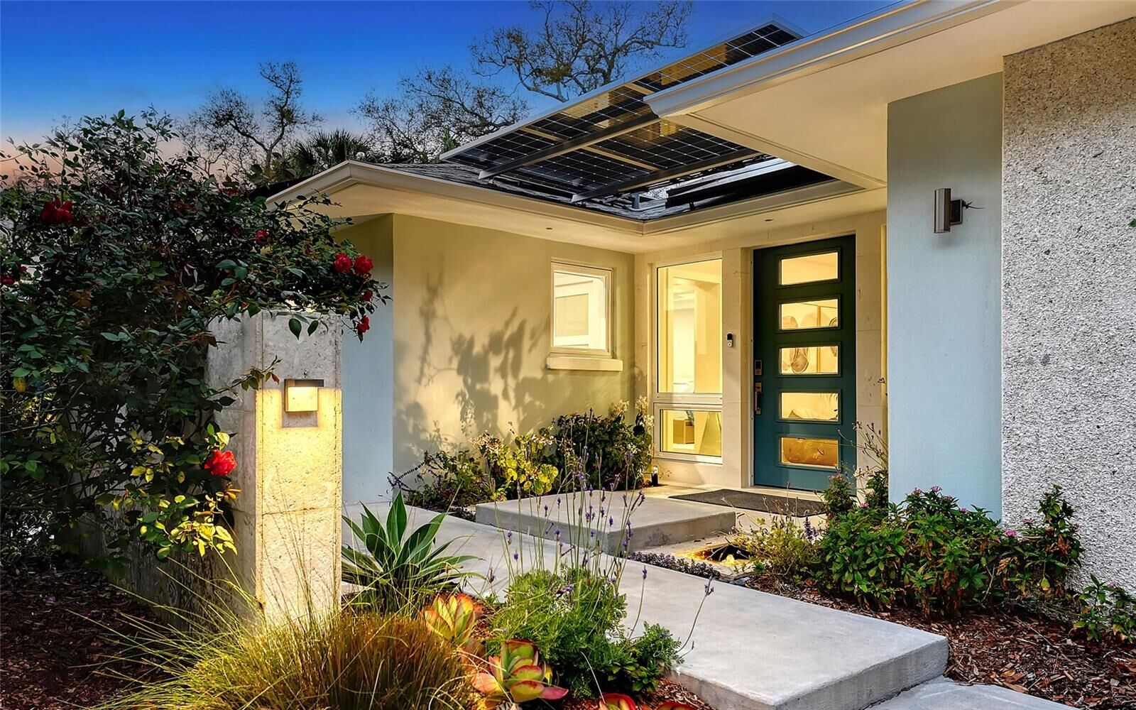 Property Photo:  1731 Cunliff Lane  FL 34239 