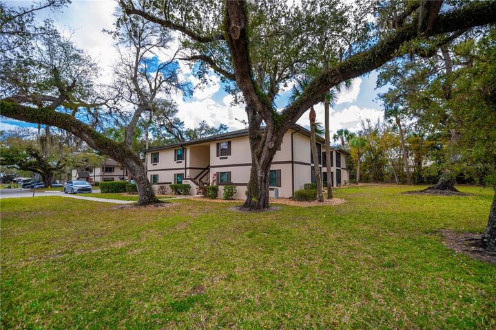 Property Photo:  19505 Quesada Avenue H101  FL 33948 