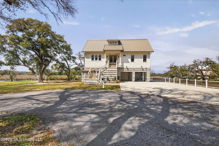 Property Photo:  3514 San Juan Circle  MS 39553 