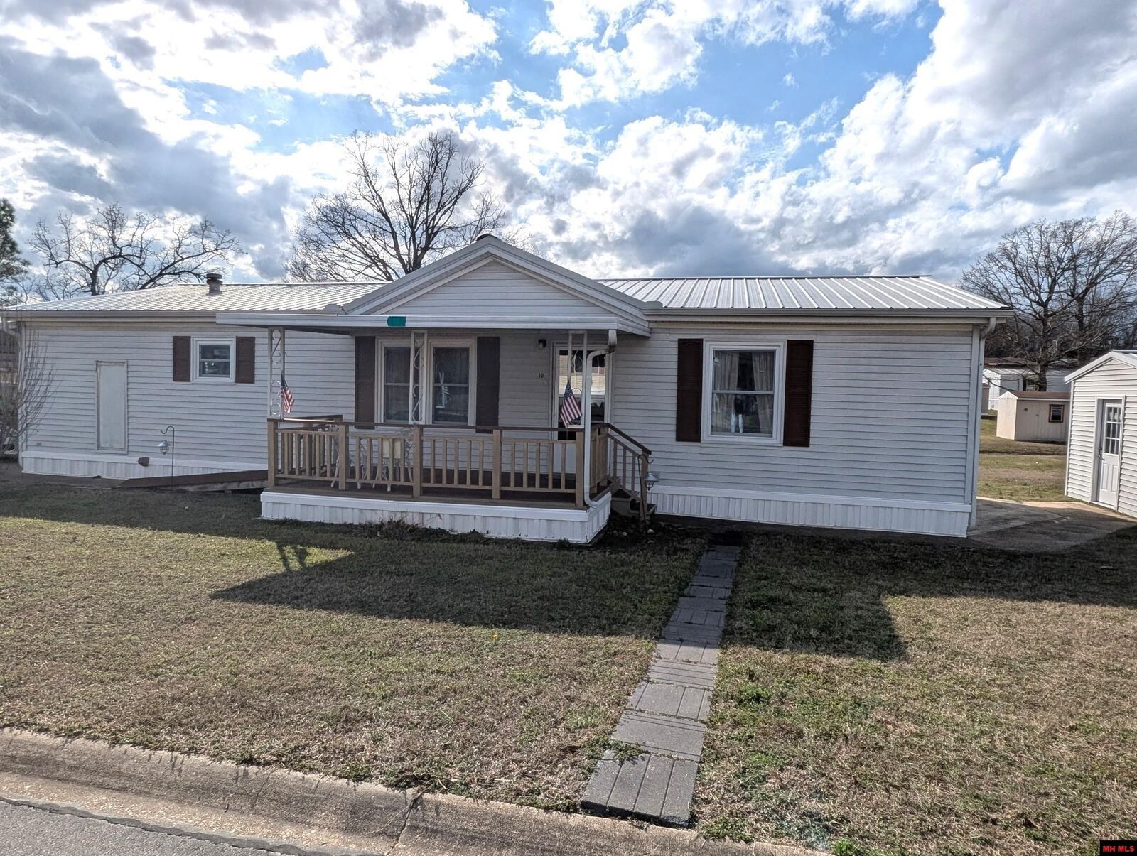 Property Photo:  10 Grandchildren Drive  AR 72653 