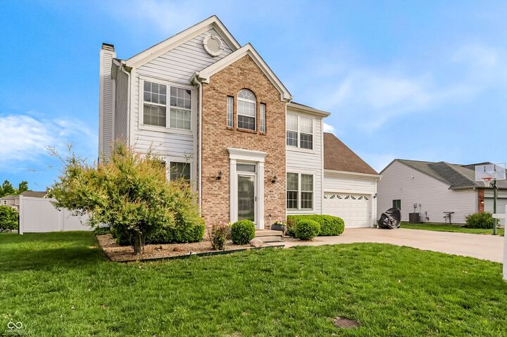 Property Photo:  7874 Cobblesprings Drive  IN 46123 