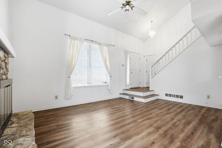 Property Photo: 2569 Chaseway Court IN 46268