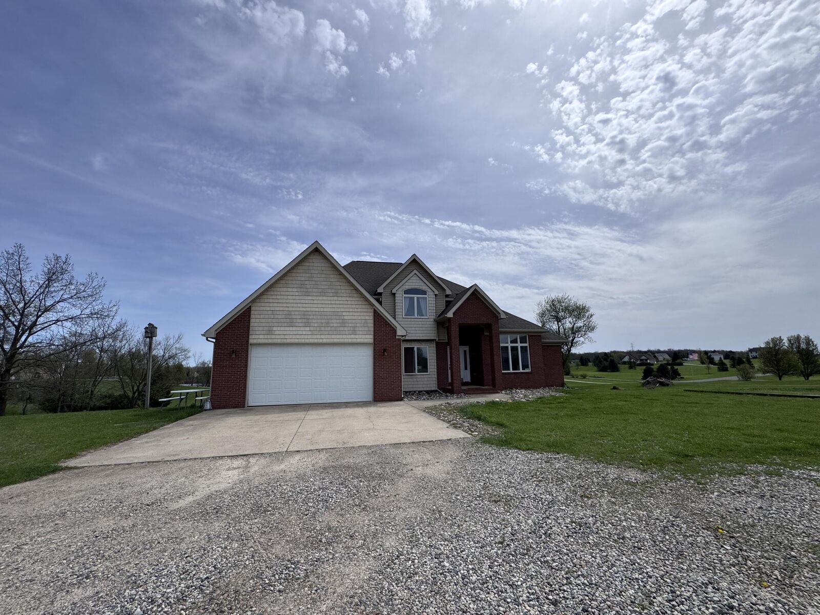 Property Photo: 1026 Deer Valley Dr MI 48158