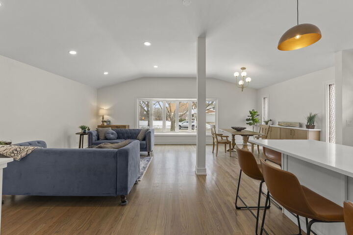 Property Photo: 778 Barberry Road IL 60035