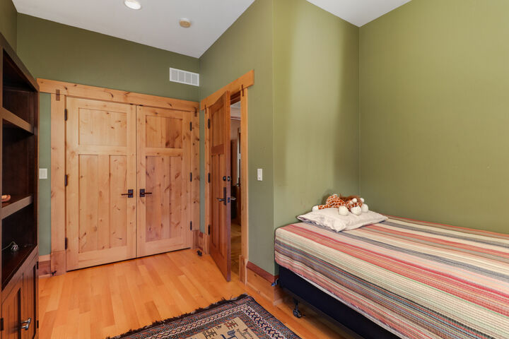 Property Photo:
