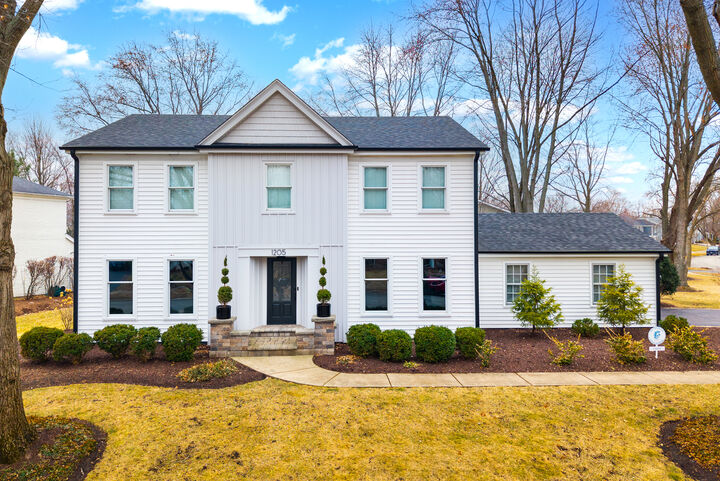 Property Photo:  1205 Briergate Drive  IL 60563 