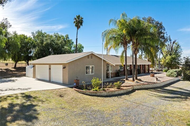 Property Photo:  31675 Contour  CA 92567 