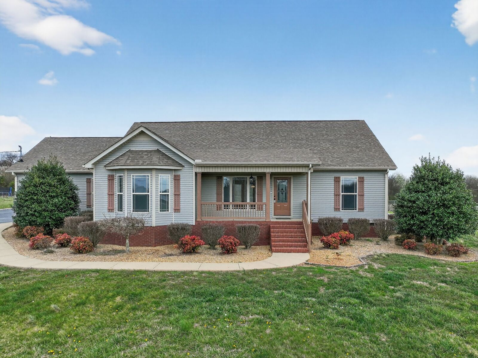 Property Photo:  3070 Midland Rd  TN 37160 