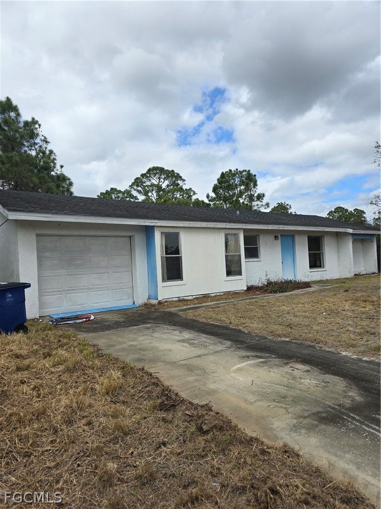 Property Photo:  103 Hines Avenue  FL 33936 