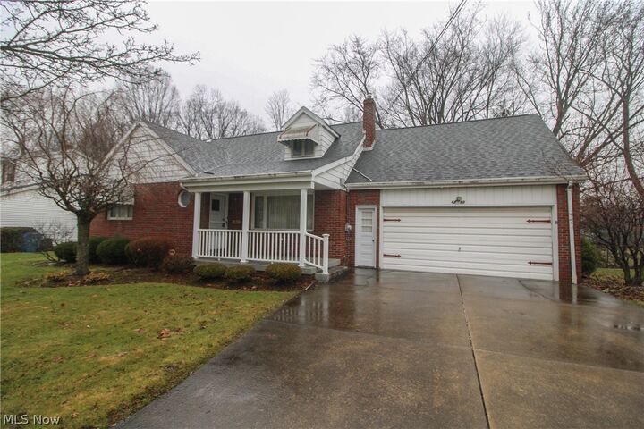 Property Photo:  4250 Nottingham Avenue  OH 44511 