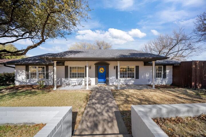 Property Photo:  3921 Tamworth Road  TX 76116 