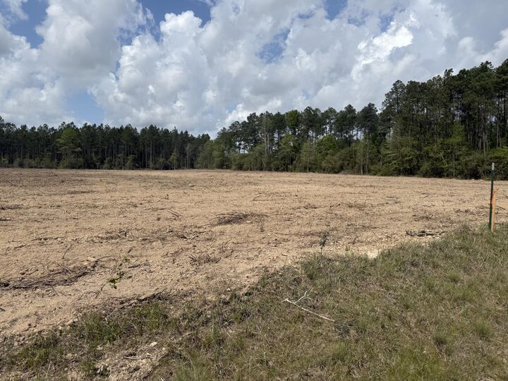 Property Photo:  Wesley Coleman  LA 70652 