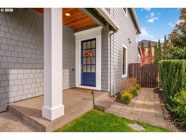 Property Photo:  31050 SW Sandy Ct  OR 97070 