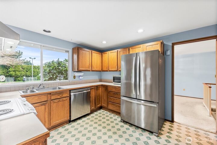 Property Photo:  5717  60th Street Ct W  WA 98467 