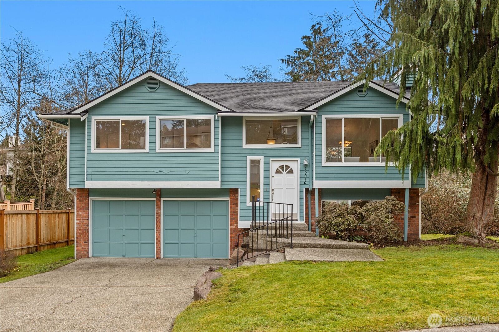 Property Photo: 15010 87th Avenue NE WA 98028