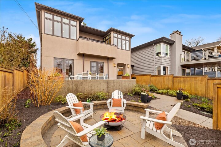 Property Photo:  3773 SW Grayson Street  WA 98126 