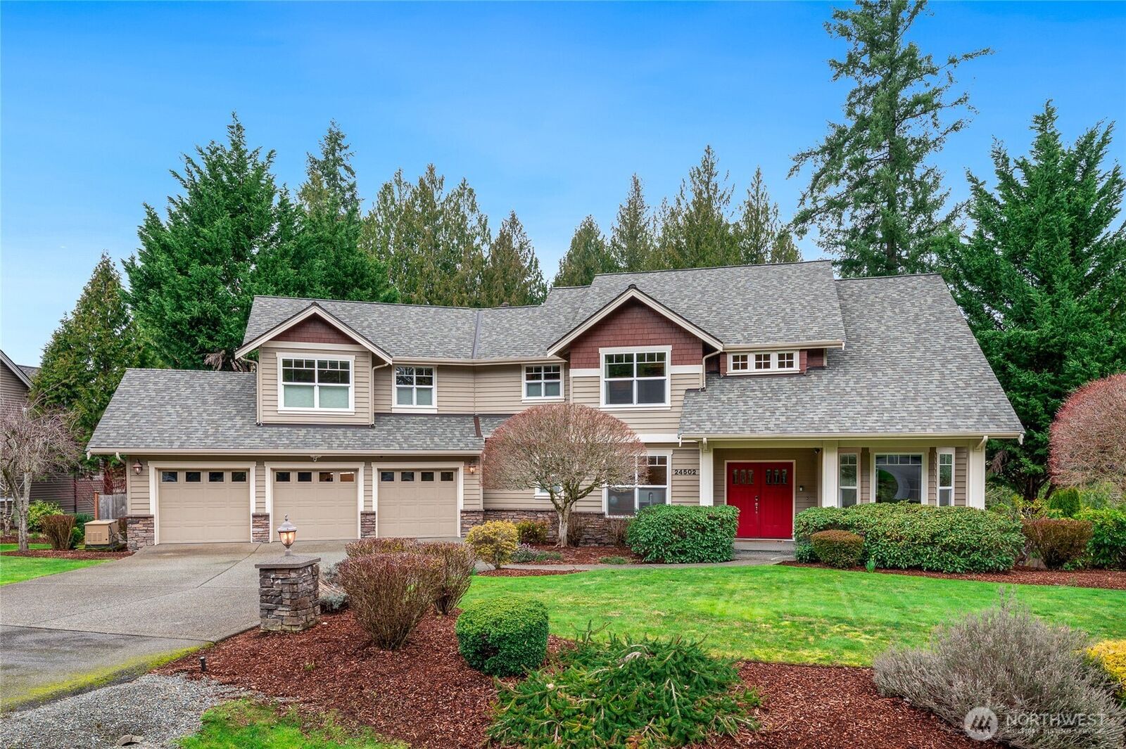 Property Photo:  24502 NE 27th Place  WA 98074 
