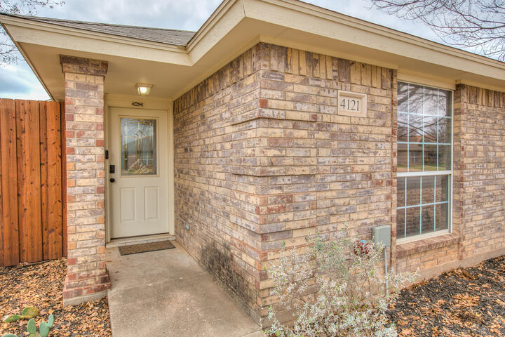 Property Photo:  4121 Green Meadow Drive  TX 76904 
