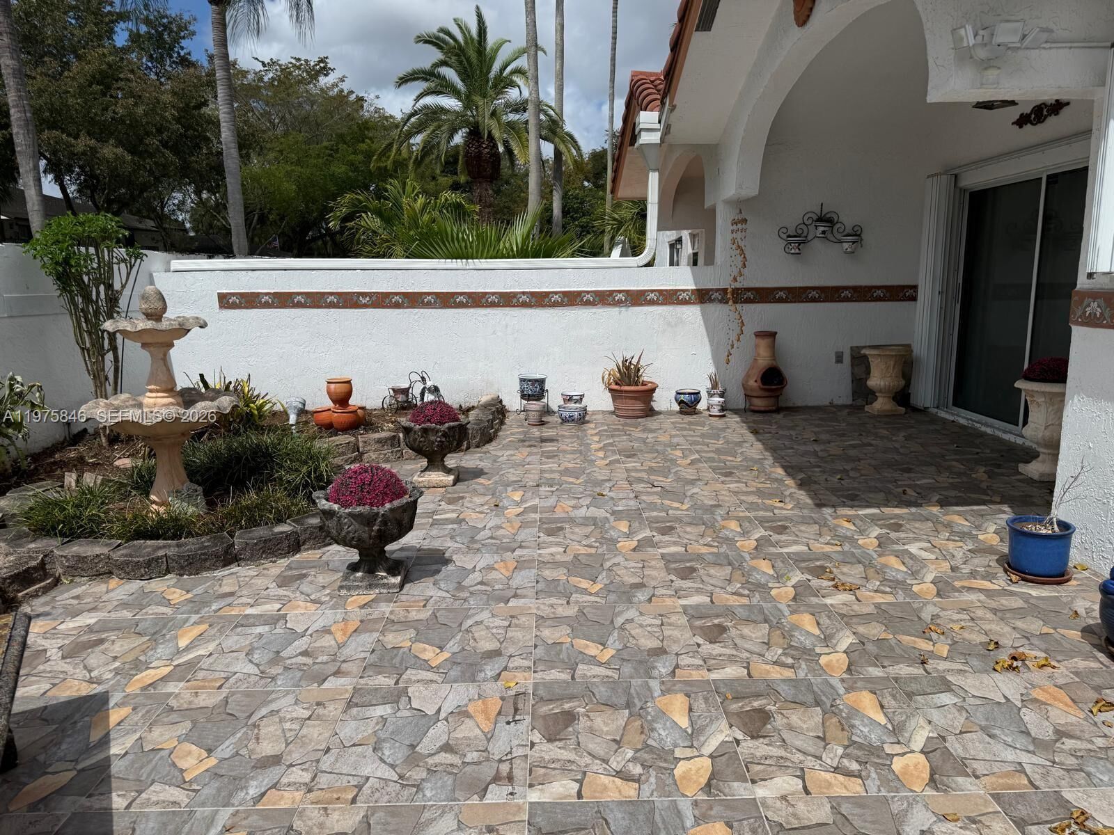 Property Photo:  15390 SW 76th Ter 105  FL 33193 