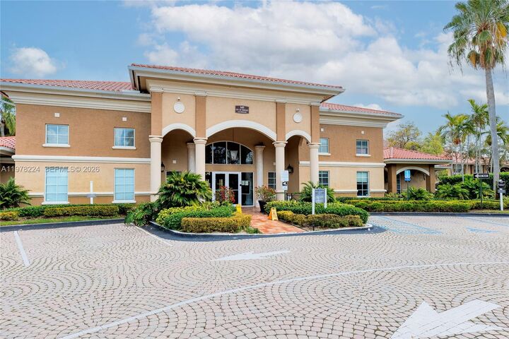 Property Photo:  101 SW 117th Ave 7207  FL 33025 