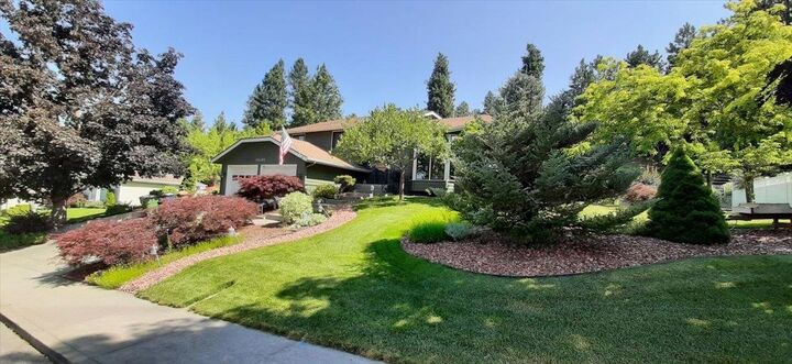 Property Photo:  10120 N Seminole Dr  WA 99208 