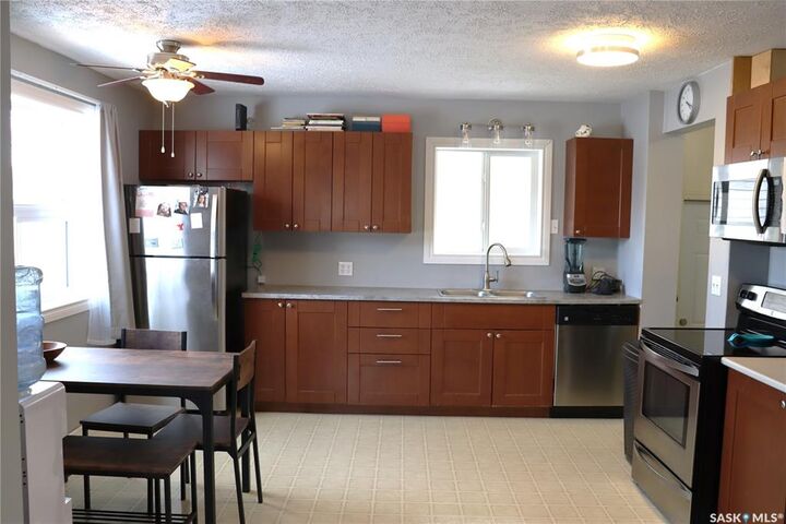 Photo de la propriété:  217 2nd Avenue E  SK S0J 0S0 