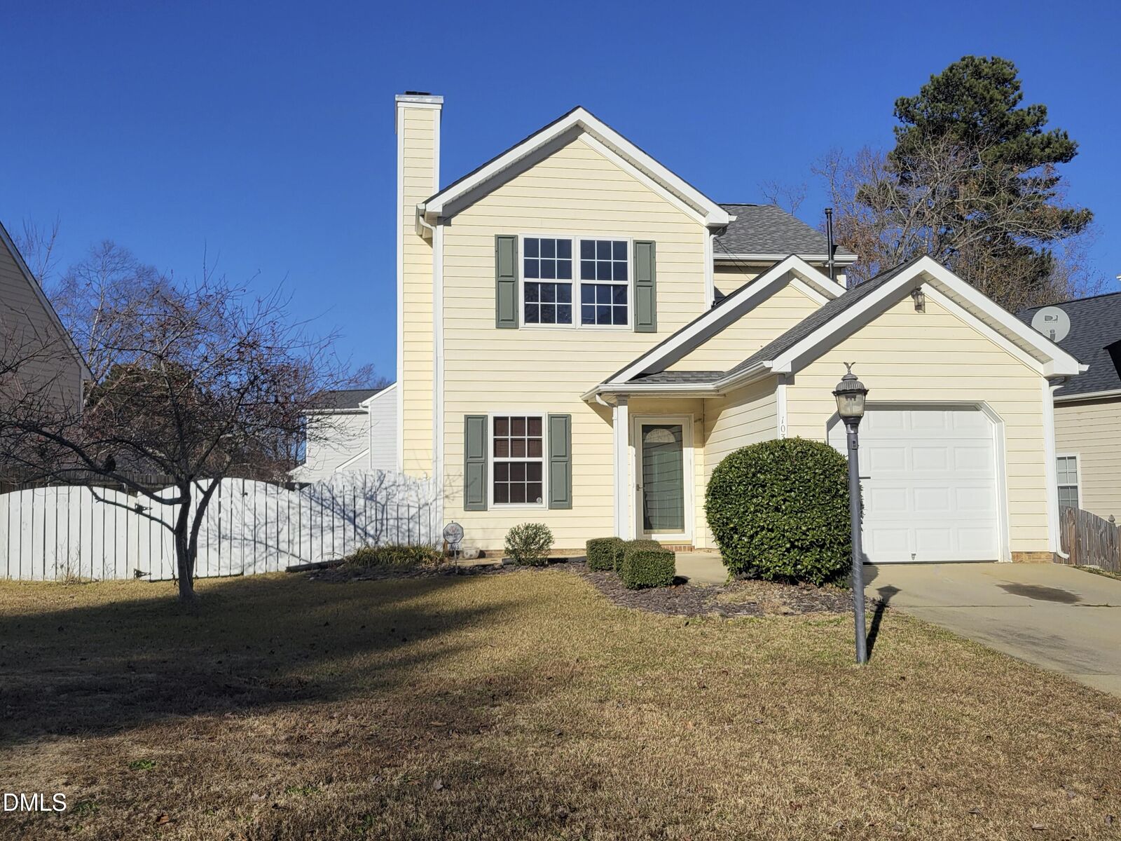 Property Photo:  103 Thorncrest Drive  NC 27539 