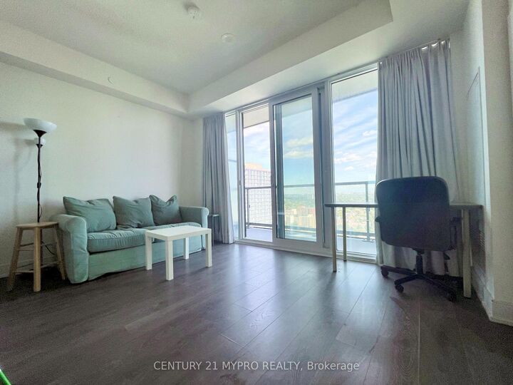 Property Photo:  89 McGill Street 2906  ON M5B 0B1 