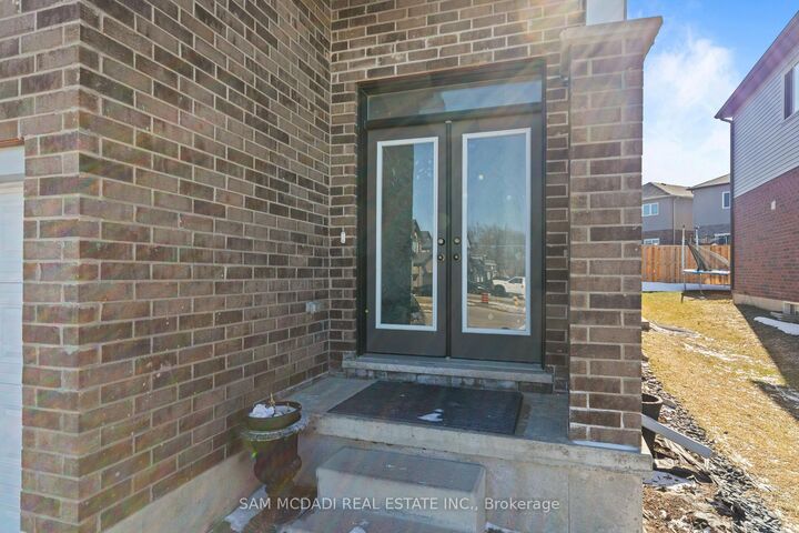 Property Photo: 2743 Oriole Drive ON N6M 1E7