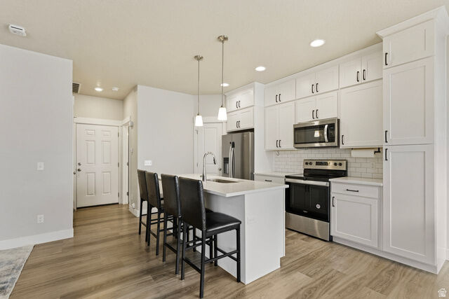 Property Photo: 421 E Penny Ln UT 84015