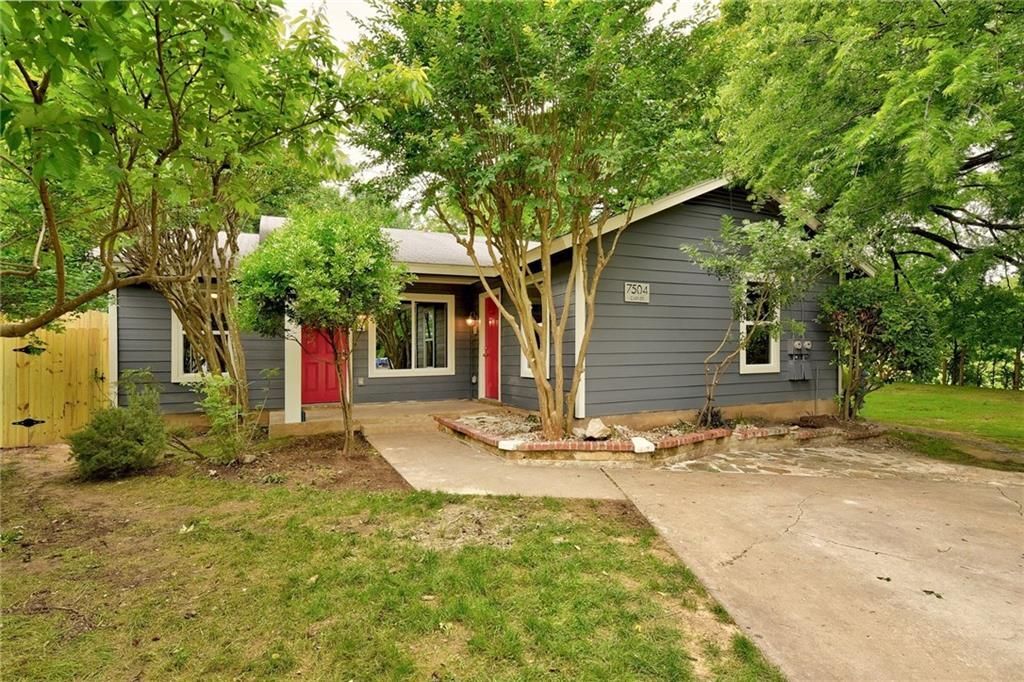 Property Photo:  7504 Carver Avenue A  TX 78752 