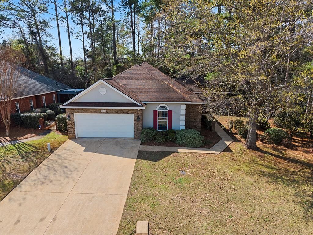 Property Photo:  1911 Regalwood Drive  GA 31721 