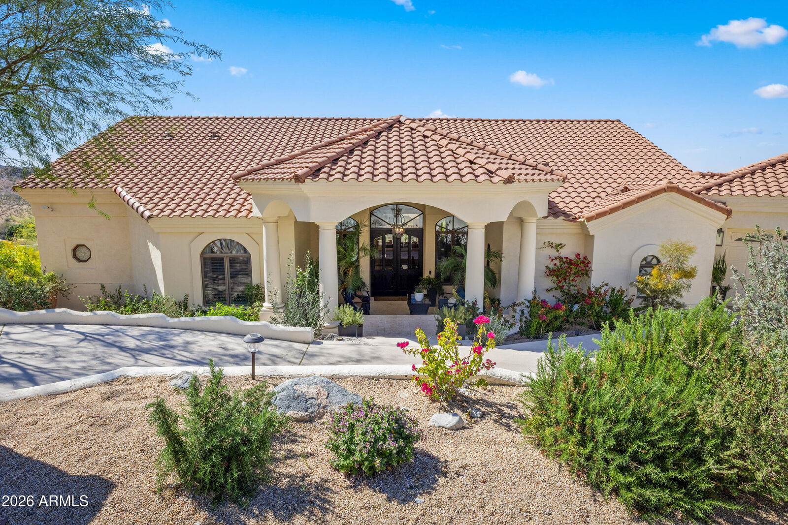 Property Photo:  1455 E Victor Hugo Avenue  AZ 85022 